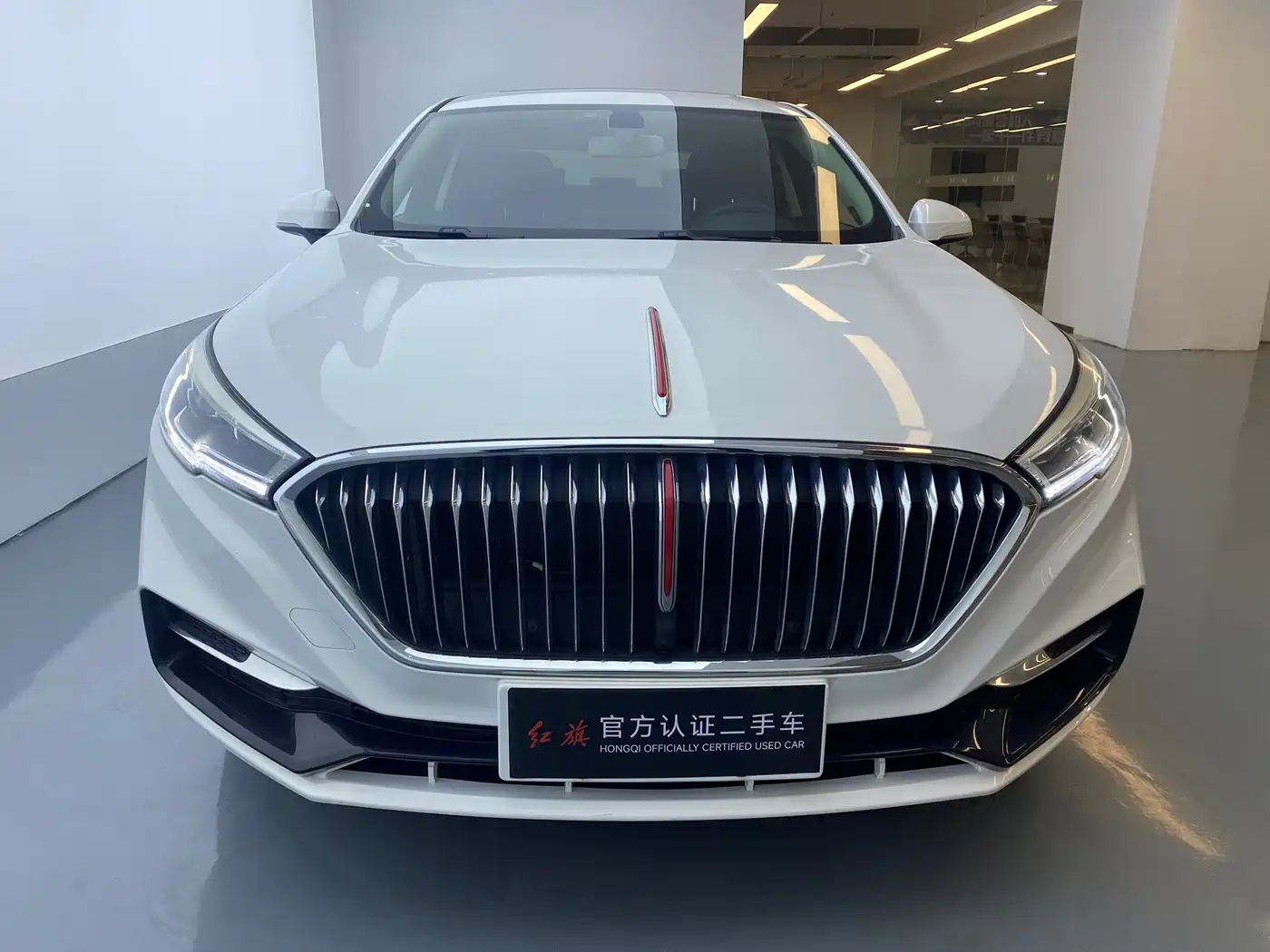 Hongqi H5 2022 Classic 1.5T DCT Flag Rhythm Edition фото 2