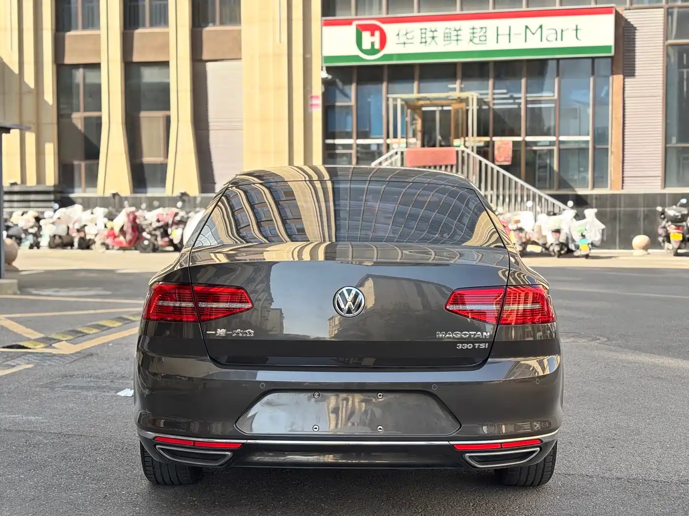 Volkswagen Magotan 2017 330TSI DSG Luxury фото 8