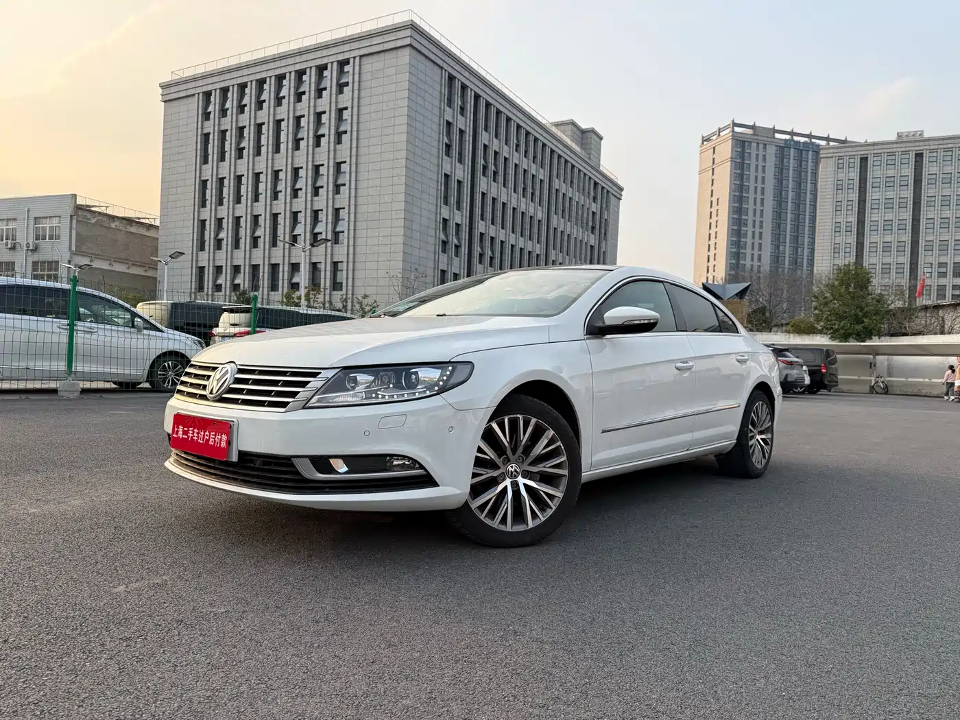 Volkswagen FAW-Volkswagen CC 2016 Model 1.8TSI Luxury фото 33