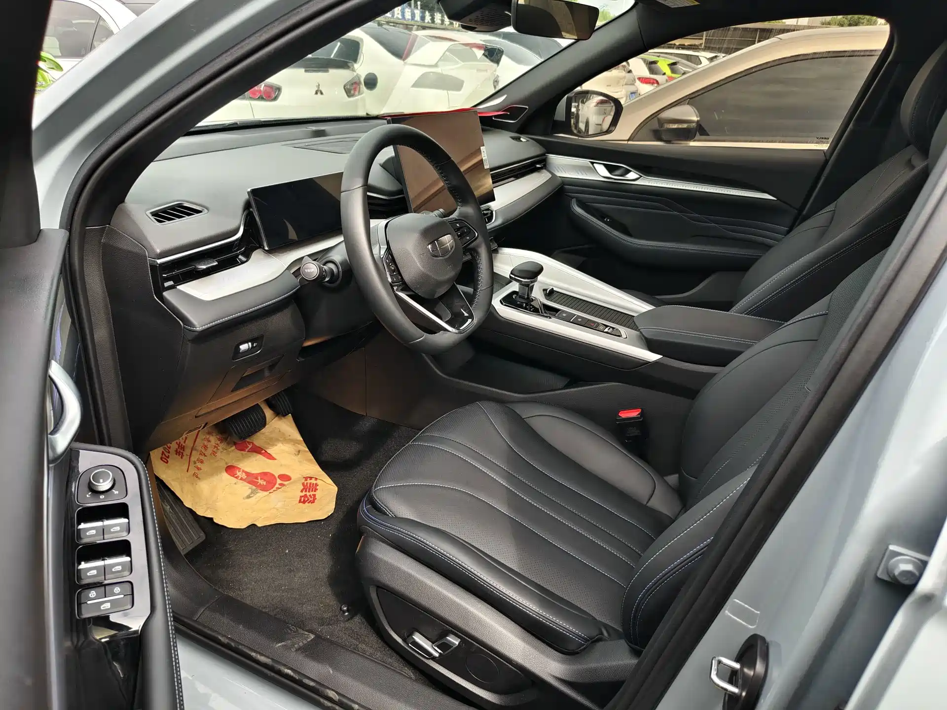 Фото 7 - Geely Preface