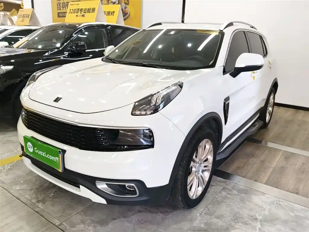 Lynk & Co 01 2017 2.0T 2WD Pro Version