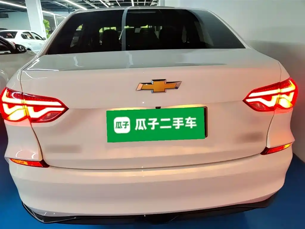 CHEVROLET CRUZE