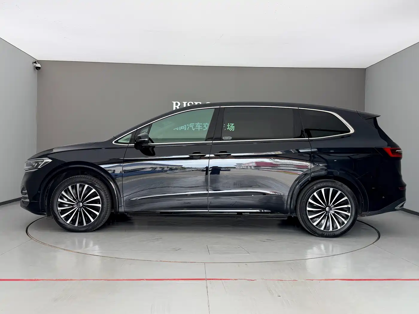 Volkswagen Viloran 2024 380TSI Prestige Edition фото 23