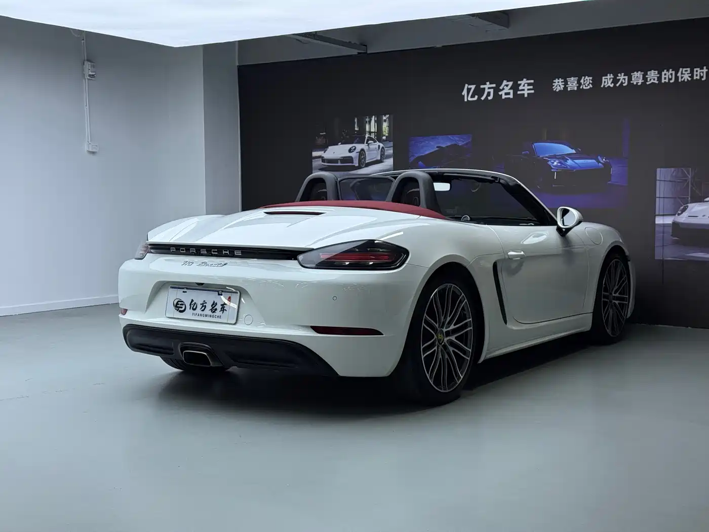 Porsche 718 2018 Boxster 2.0T фото 14
