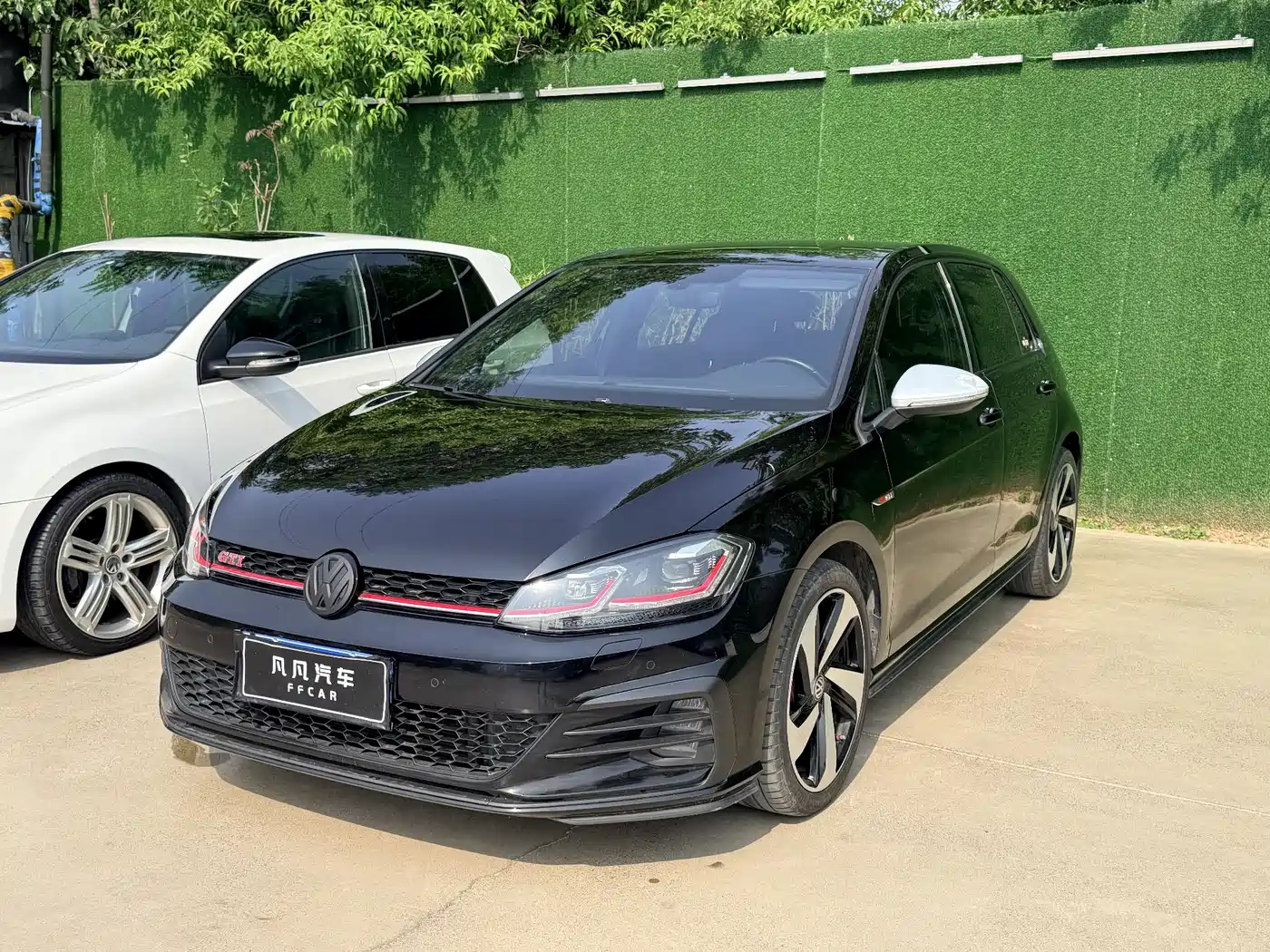 Volkswagen Golf GTI 2018 2.0TSI GTI фото 2