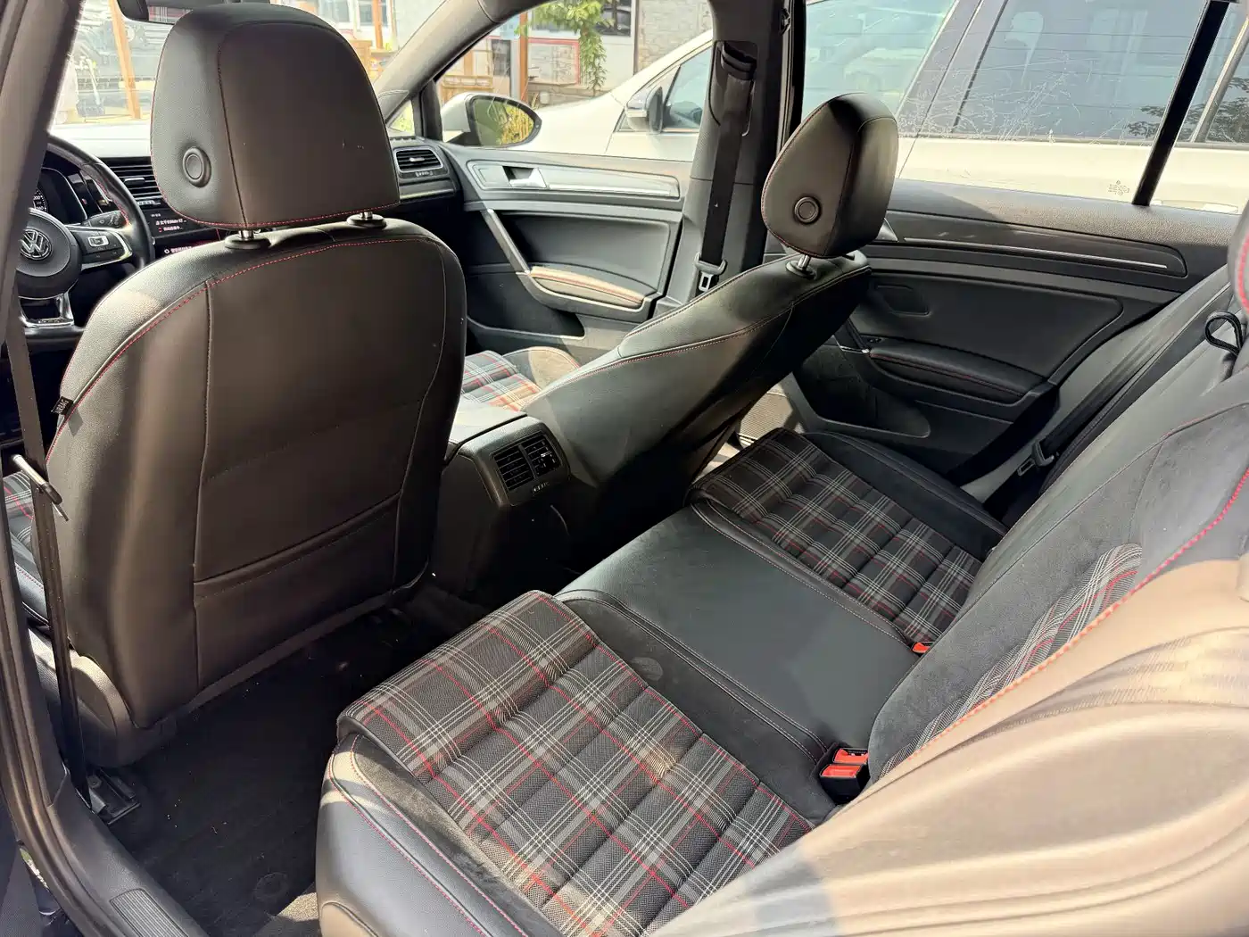 Volkswagen Golf GTI 2018 2.0TSI GTI фото 11