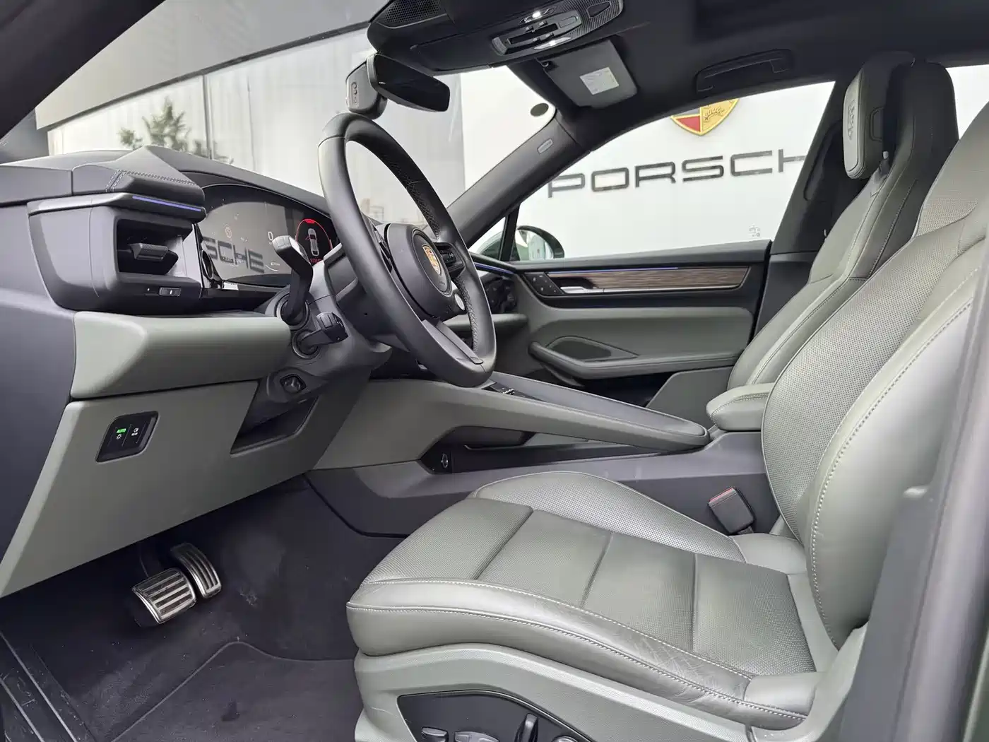 Porsche Macan EV 2025 2025 Macan 4 Dynamic Edition