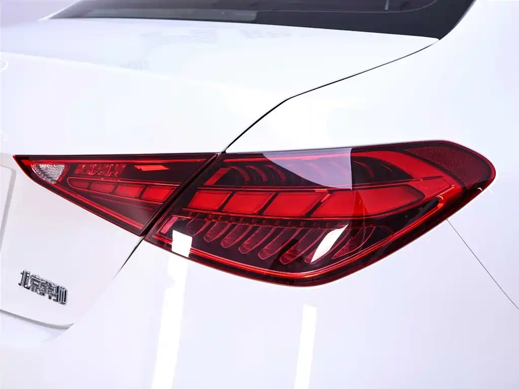 Mercedes-Benz C-Class 2023 C 260 L Sport фото 9