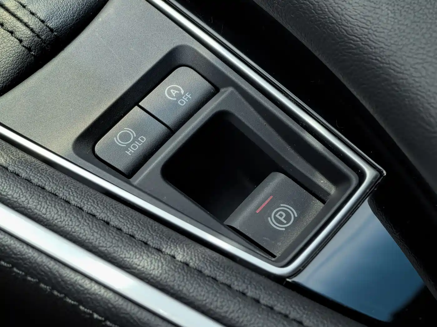 Toyota Avalon 2024 2.0L Luxury Edition фото 15