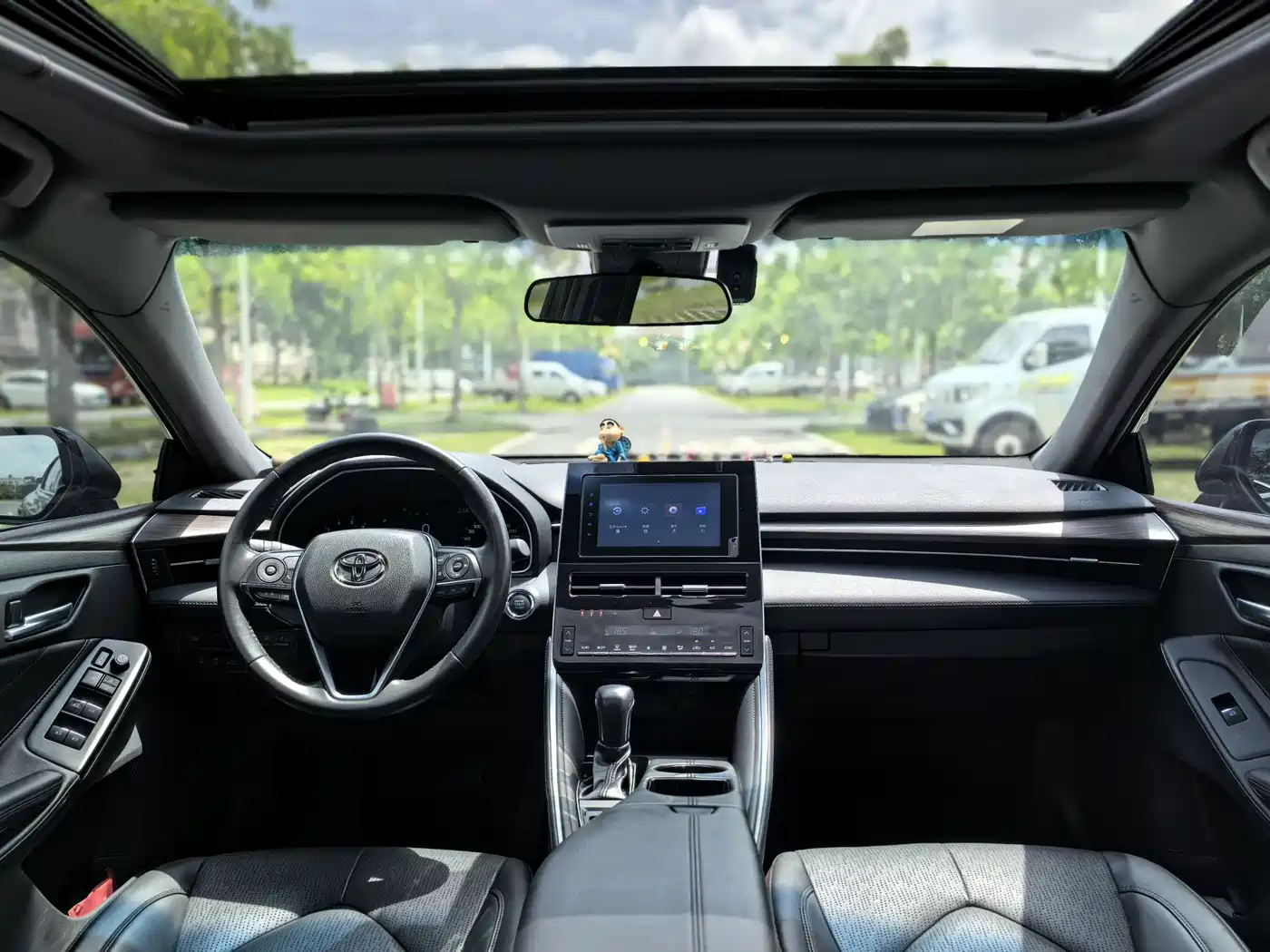 Toyota Avalon 2024 2.0L Luxury Edition фото 9