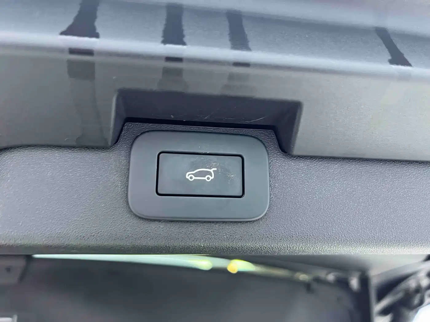 Land Rover Discovery 2023 360PS R-Dynamic S фото 21