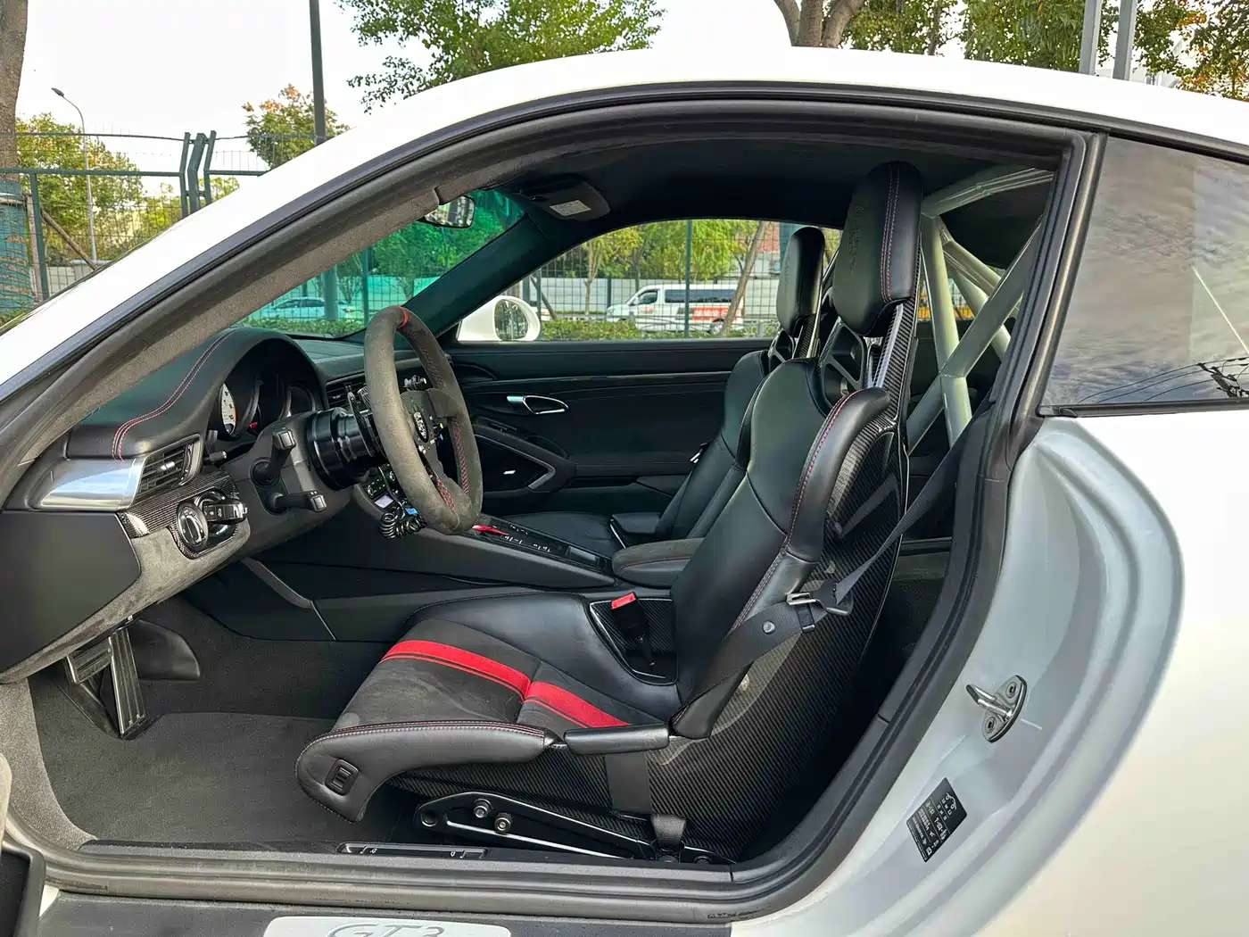 Porsche 911 2018 GT3 4.0L фото 10