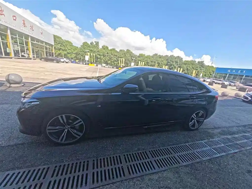 BMW 6 Series GT 2024 2022 Model 630i M Sport Package