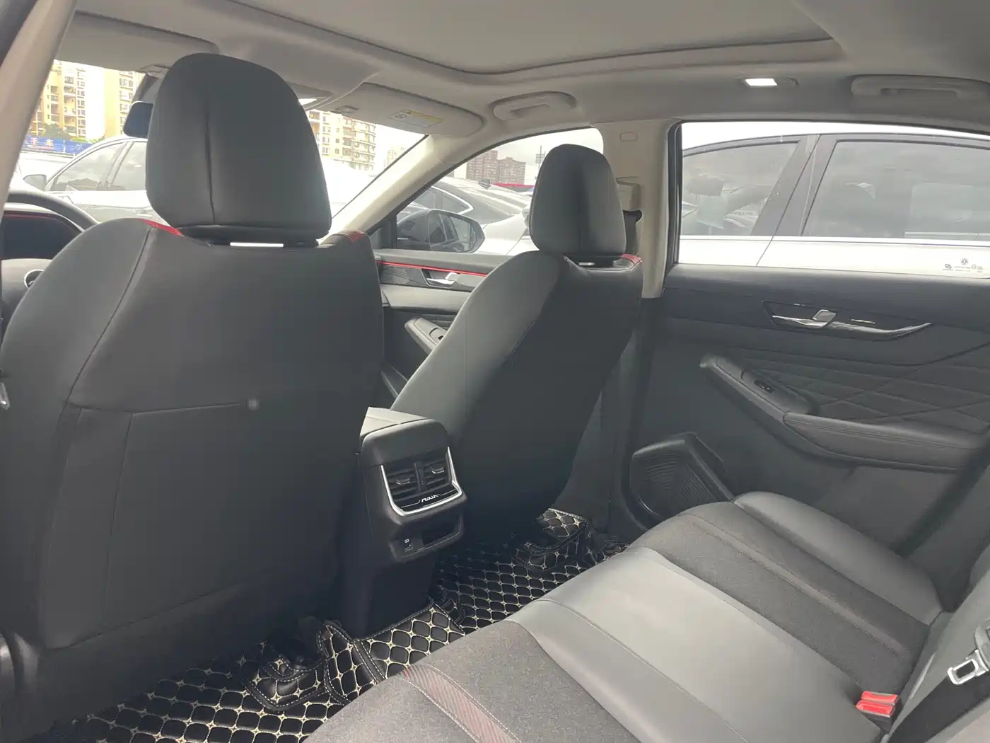 Dongfeng Aeolus Yixuan MAX 2022 2023 1.5T Extraordinary Cool Dad Edition