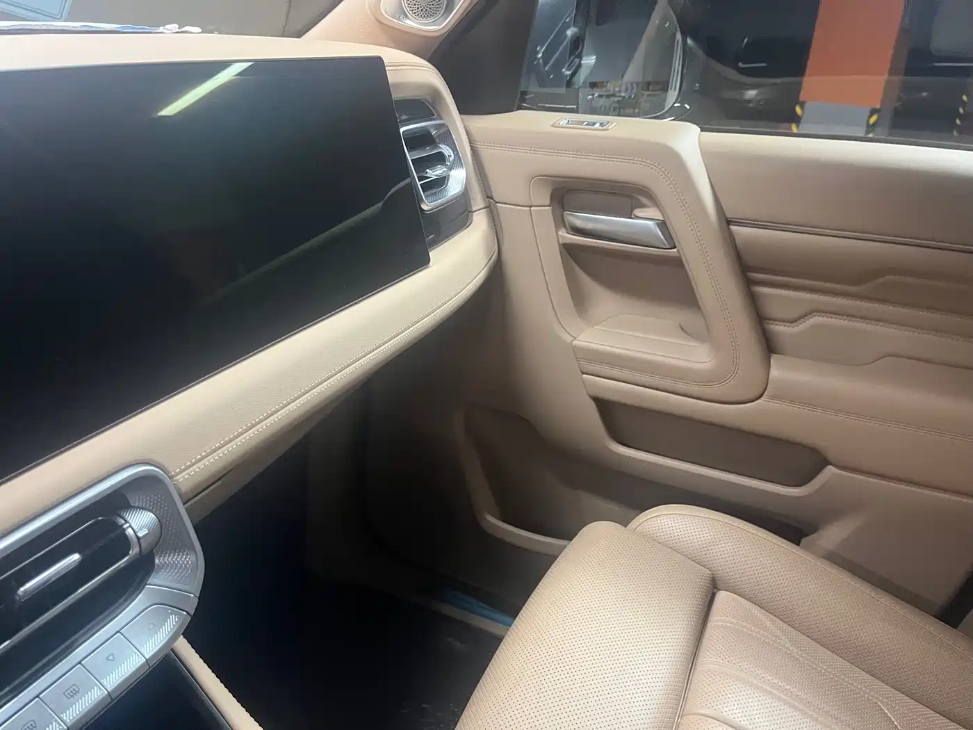 BAIC ORV Beijing Off-Road BJ60 Leiting 2024 Model Magic Core E-Drive Advanced 7-Seater фото 15