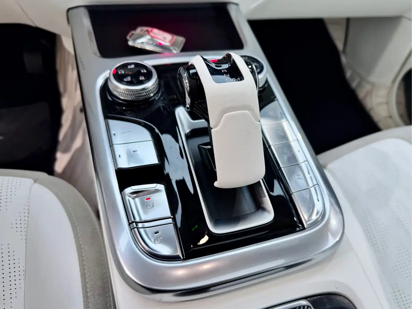 TANK CO CREATION TANK 300