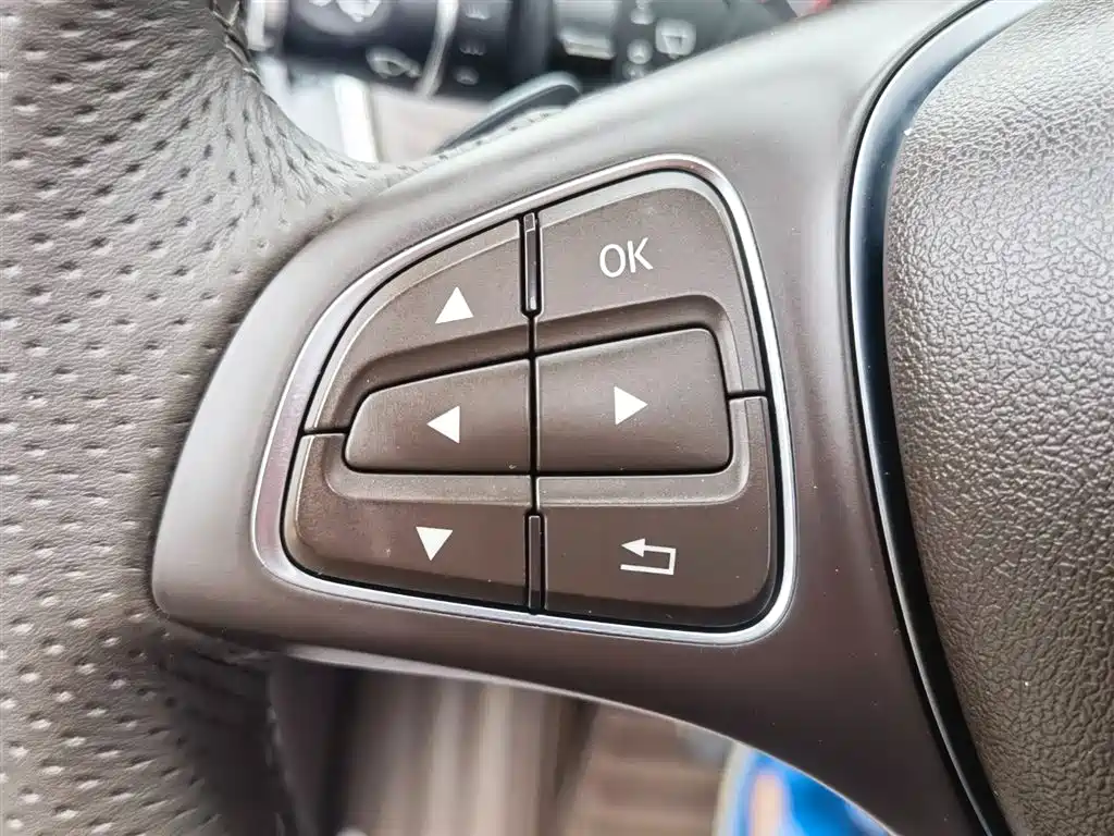 Mercedes-Benz GLE 2017 GLE 400 4MATIC фото 24