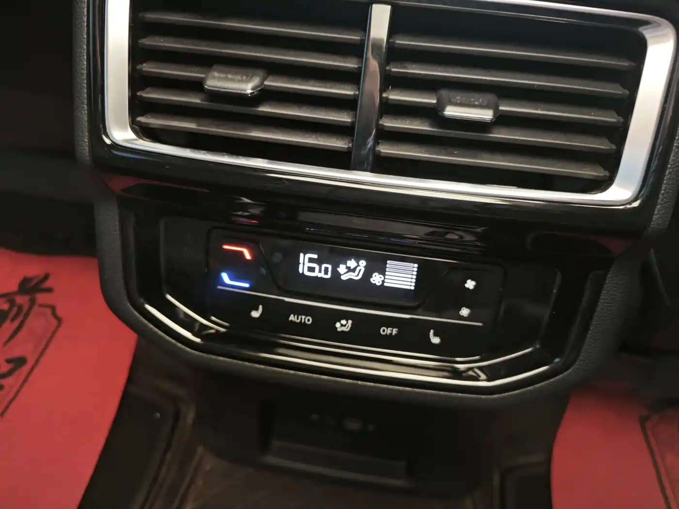 Volkswagen Teramont 2024 380TSI 4WD Prestige Luxury Edition фото 12