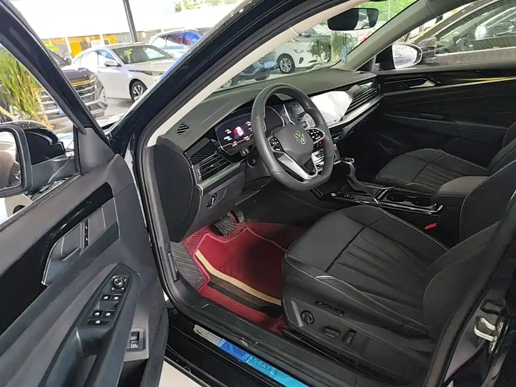 Volkswagen Passat 2024 380TSI Elite Edition фото 16