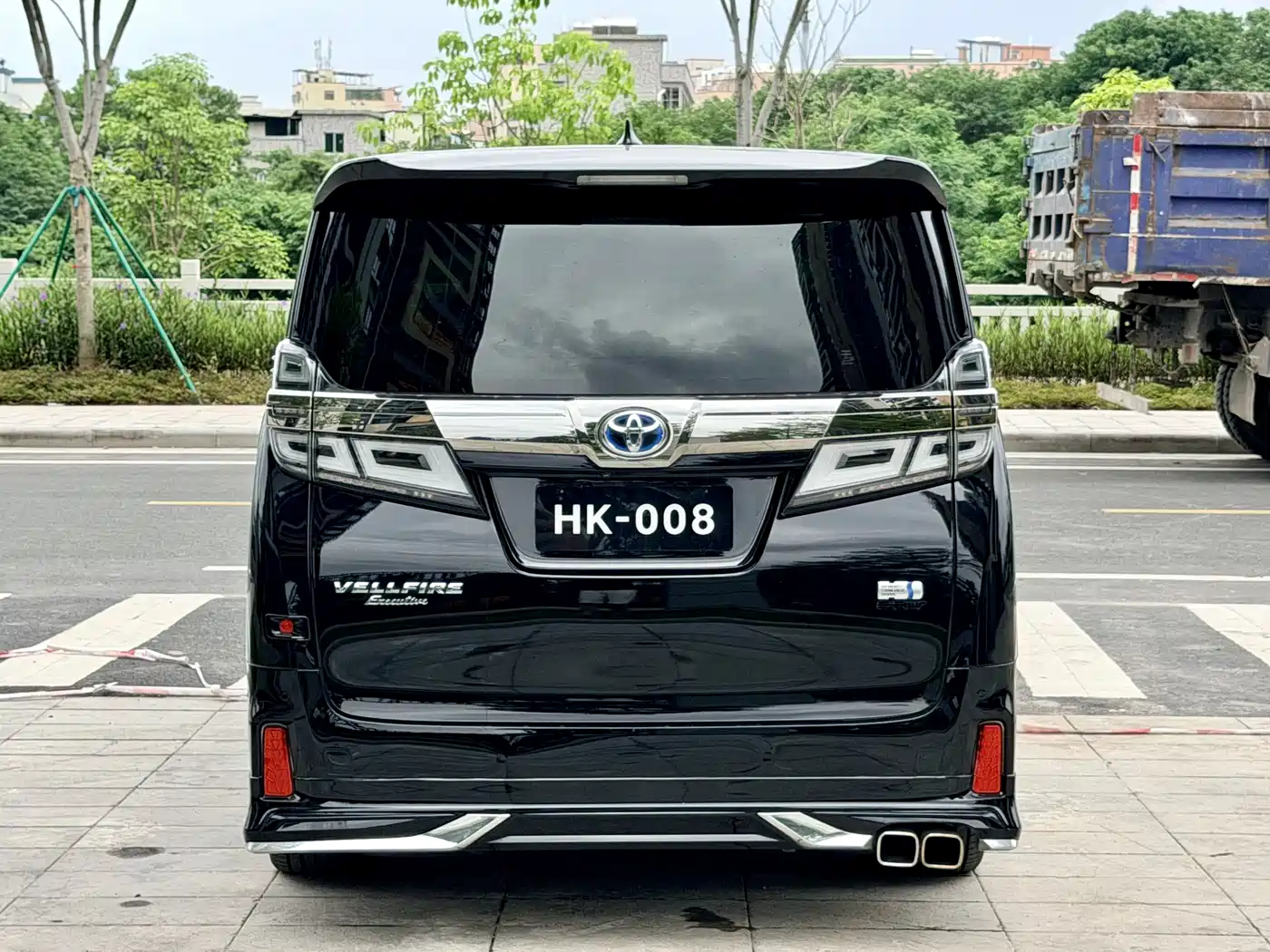 Toyota Vellfire 2020 Twin Engine 2.5L HV Premium Edition фото 6