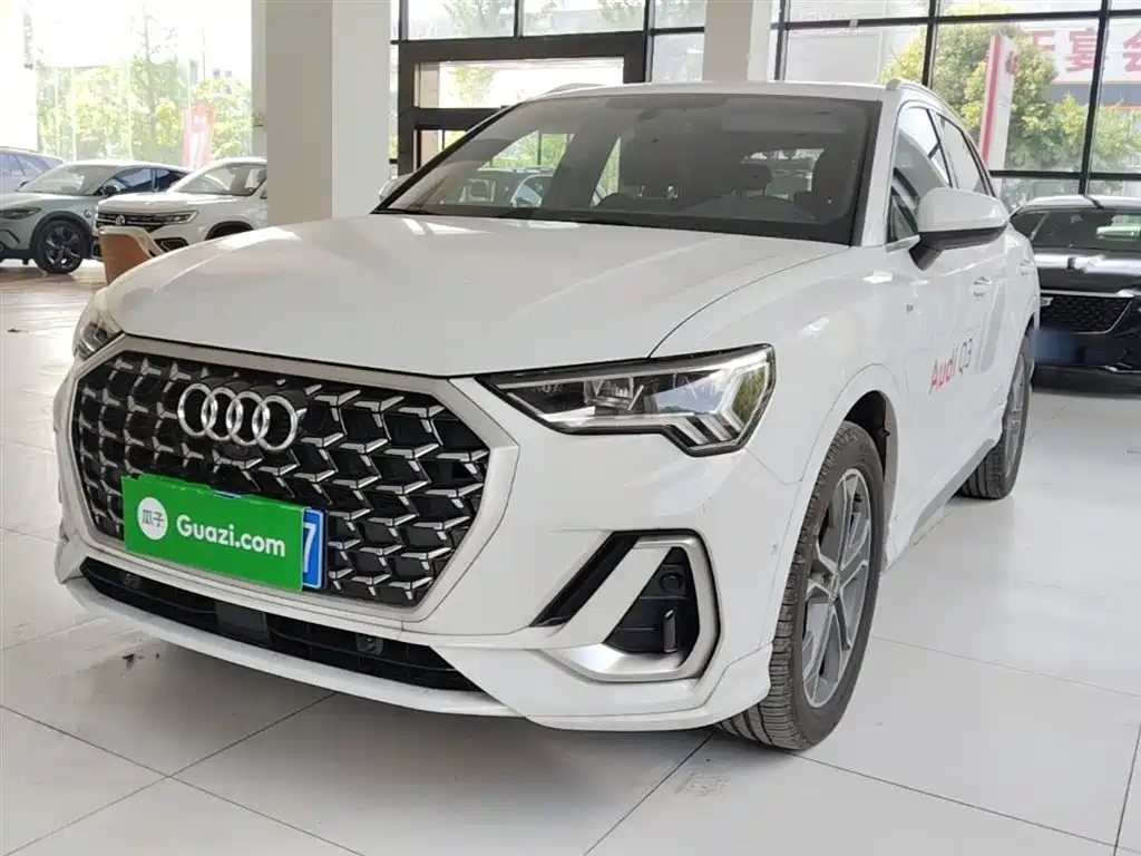 Audi Q3 2025 quattro 45th Anniversary Edition 40TFSI Fashion Dynamic
