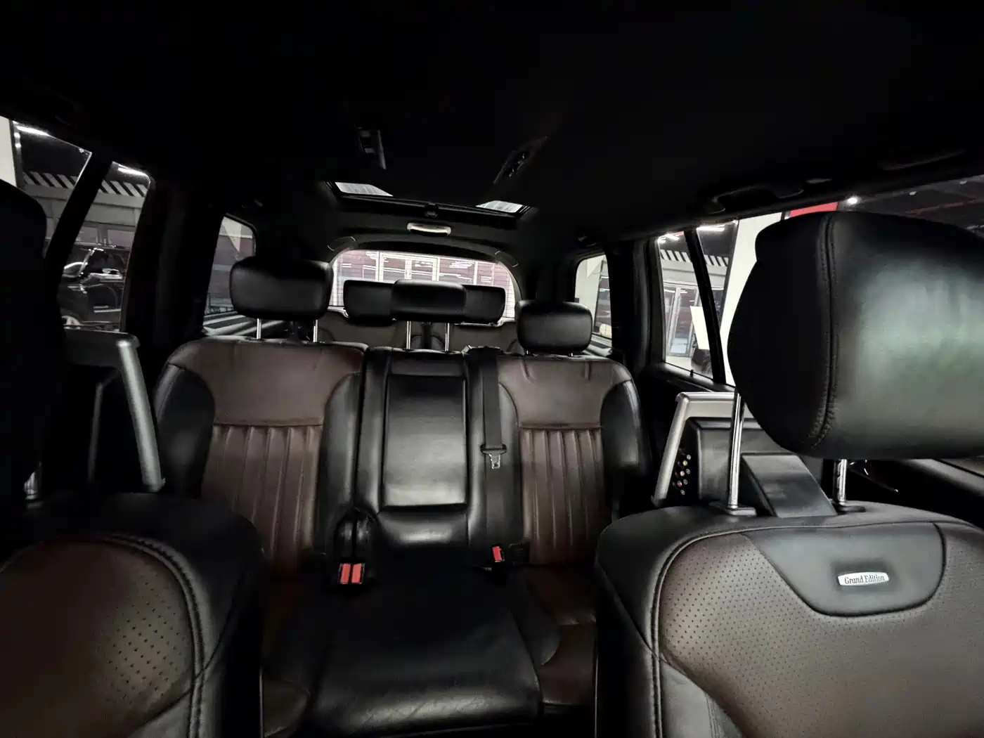 Mercedes-Benz GL-Class 2011 GL 450 Prestige Grand Edition фото 21