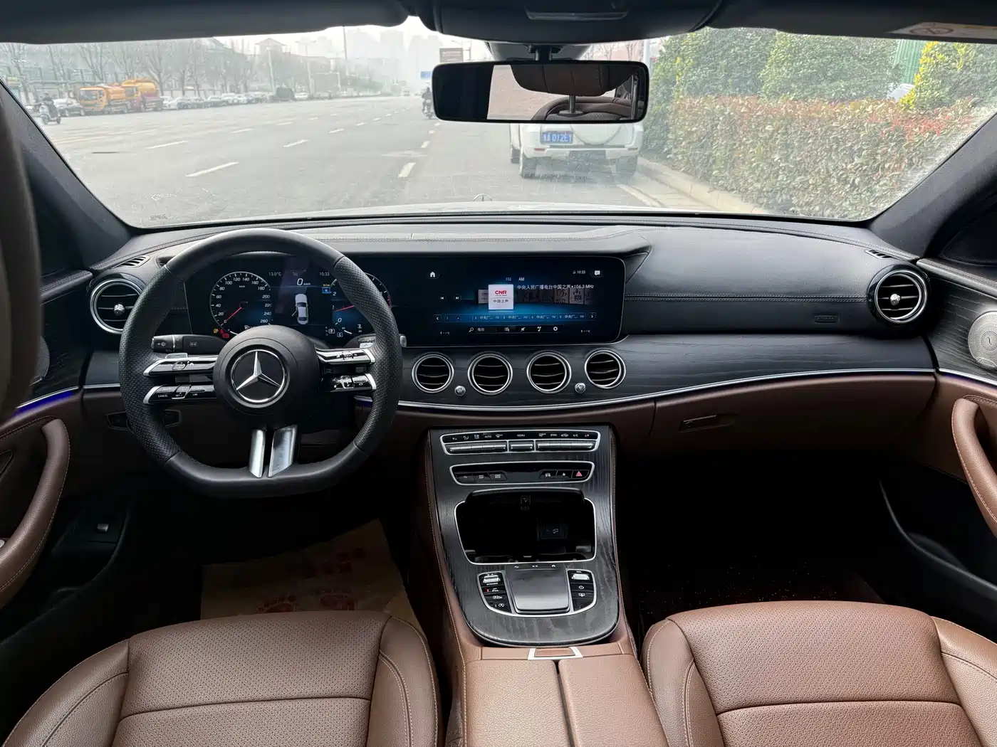 Mercedes-Benz E-Class 2023 E 300 L Luxury фото 8