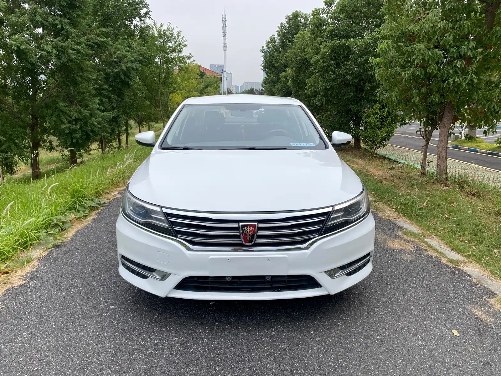 Фото 2 - Roewe i6