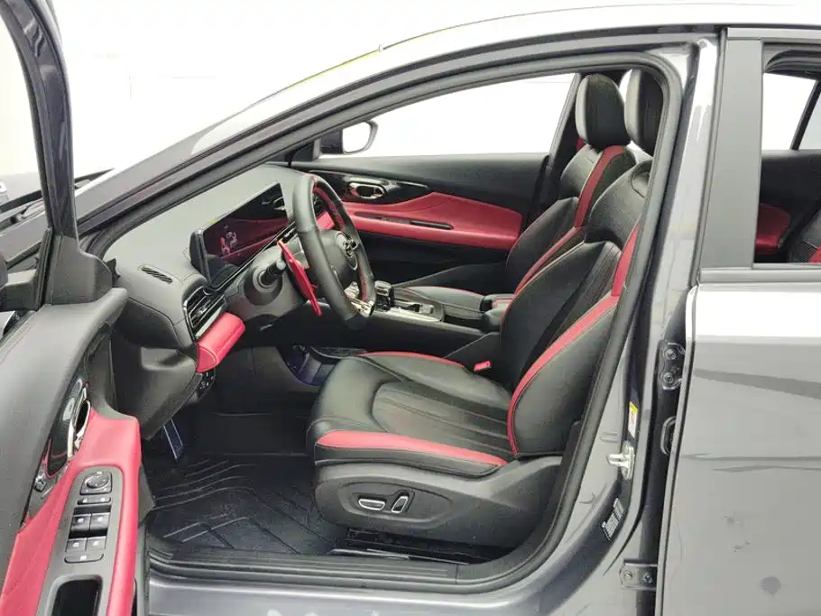 GAC Trumpchi Trumpchi Emkoo 2022 2021 270T DCT J15 Edition