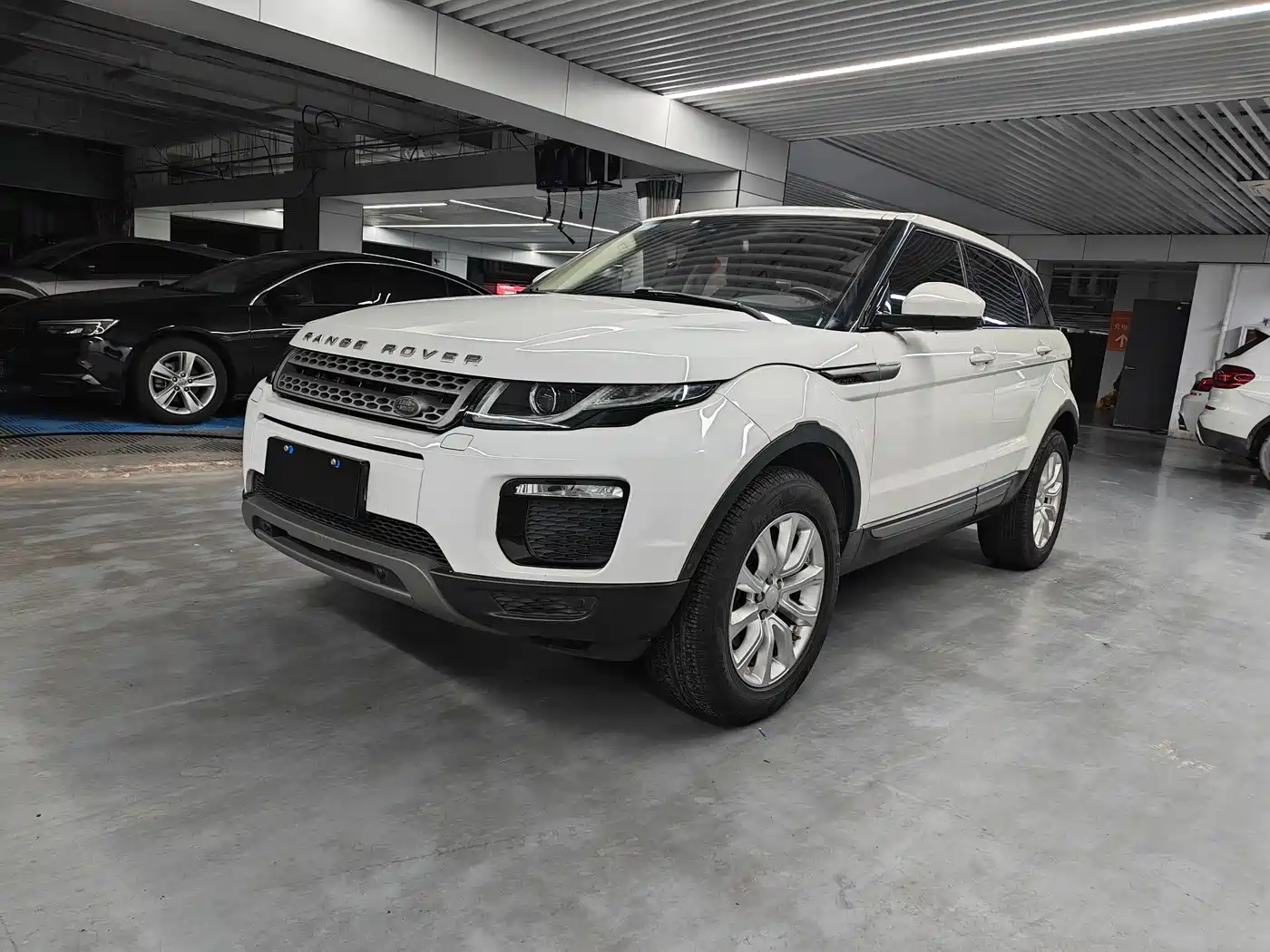 Land Rover Range Rover Evoque 2018 240PS PURE Trend