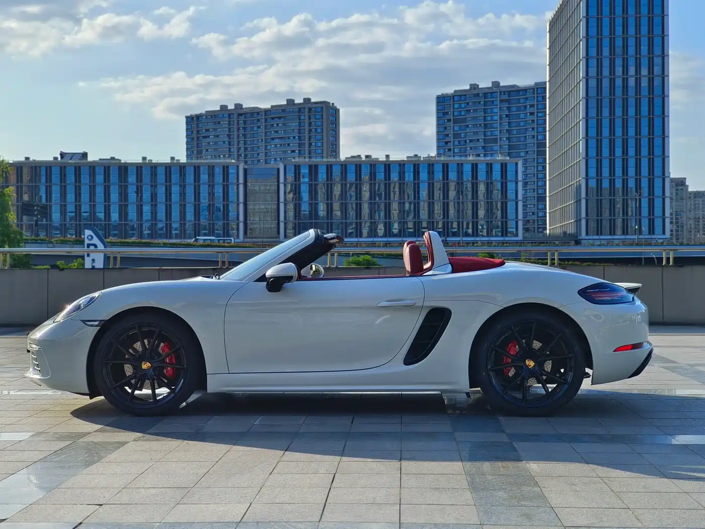 Porsche 718 2023 Boxster Style Edition 2.0T фото 4