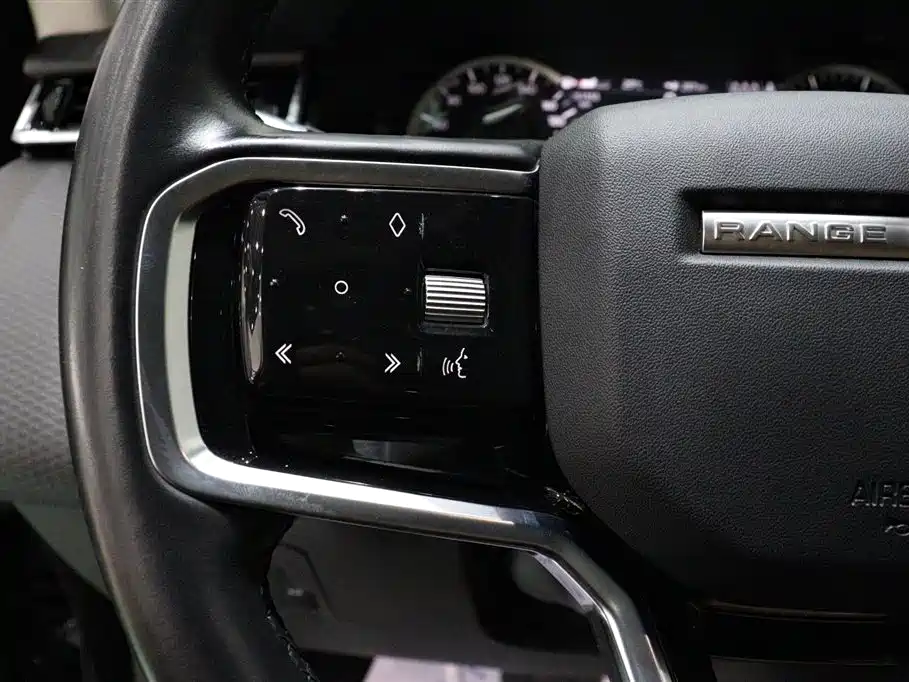 Фото 15 - Land Rover Range Rover Velar