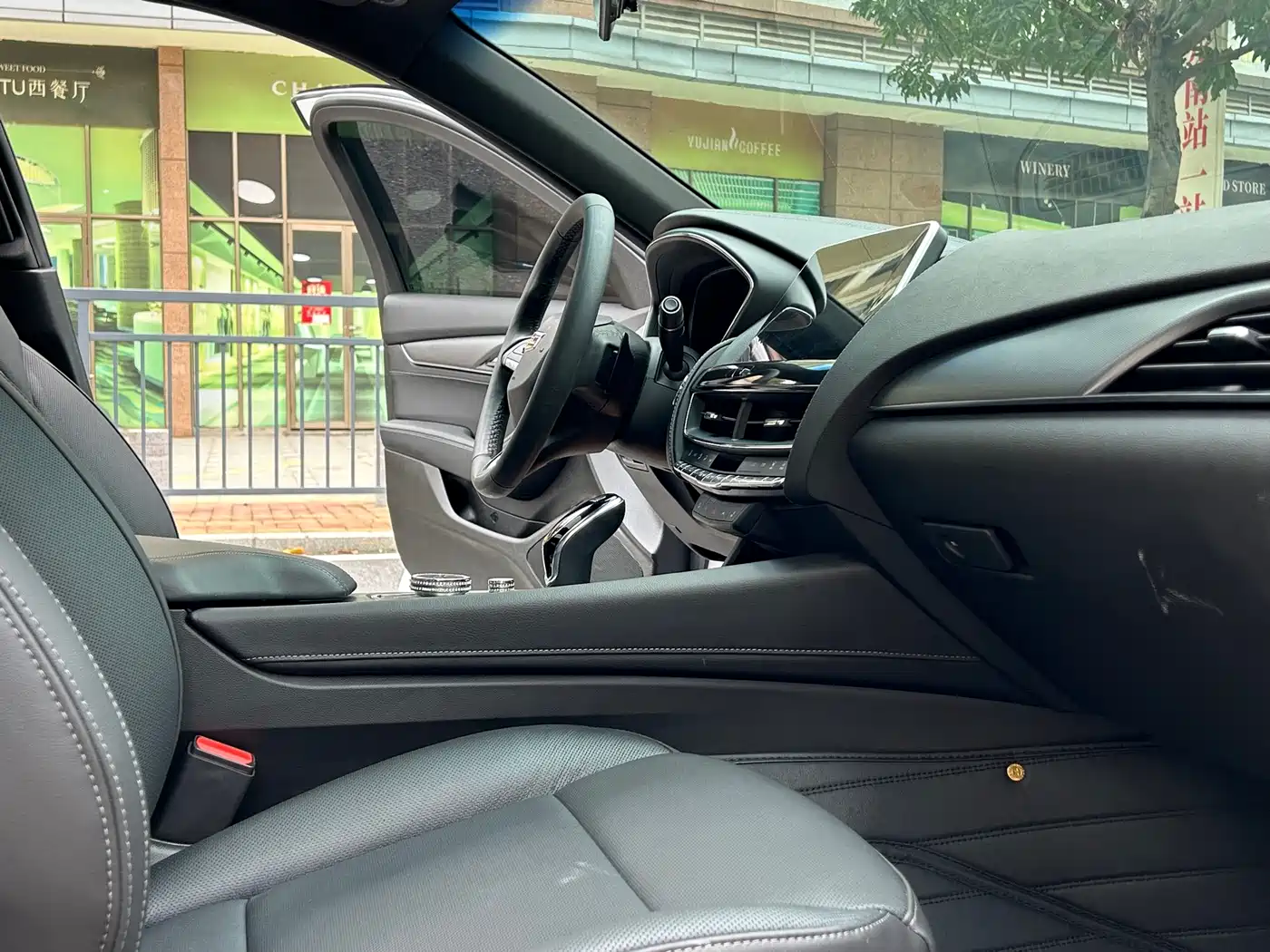 Cadillac CT5 2023 28T Prestige Style фото 12