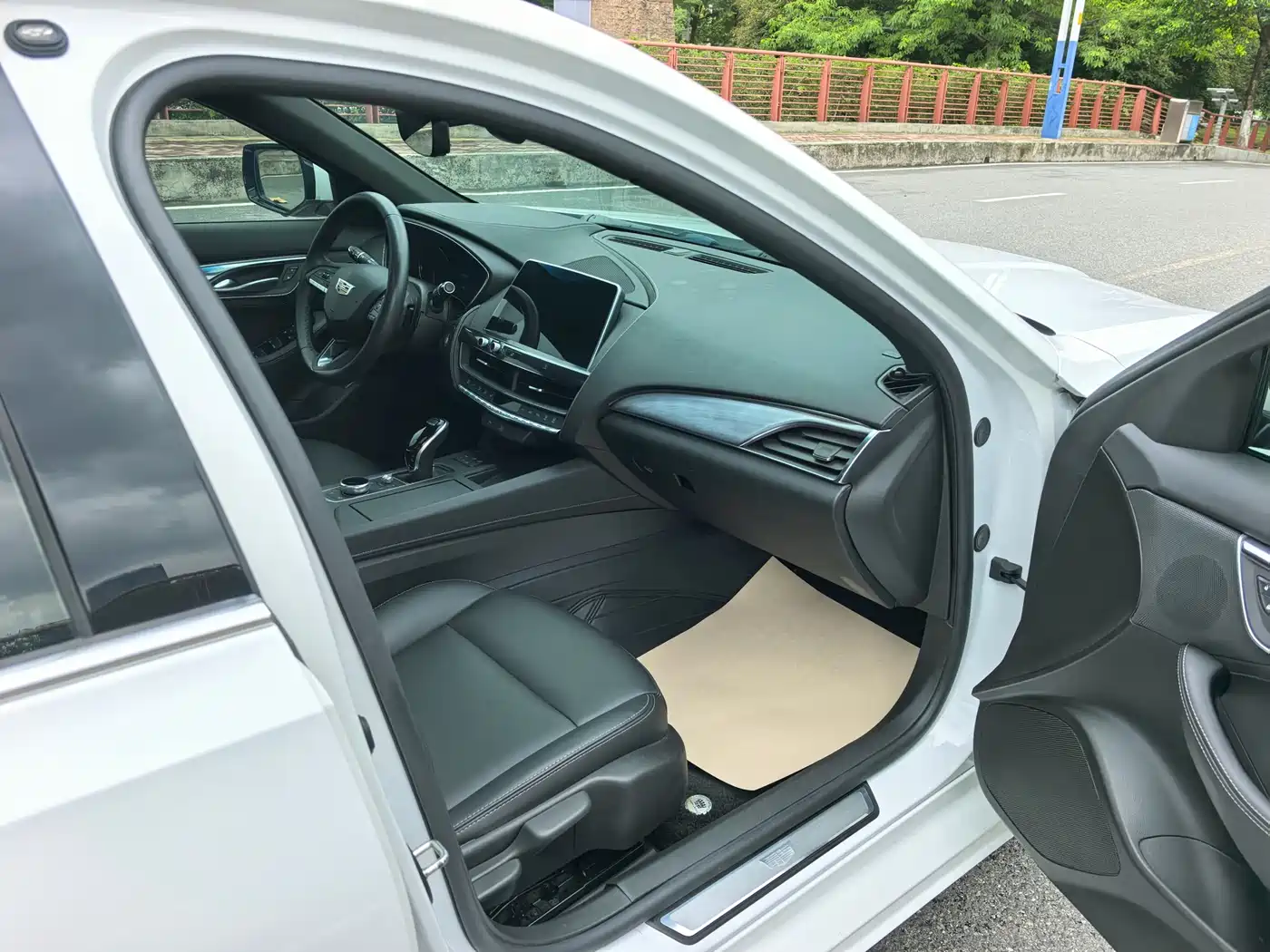 Cadillac CT5 2020 Facelift 28T Fashion Edition фото 13