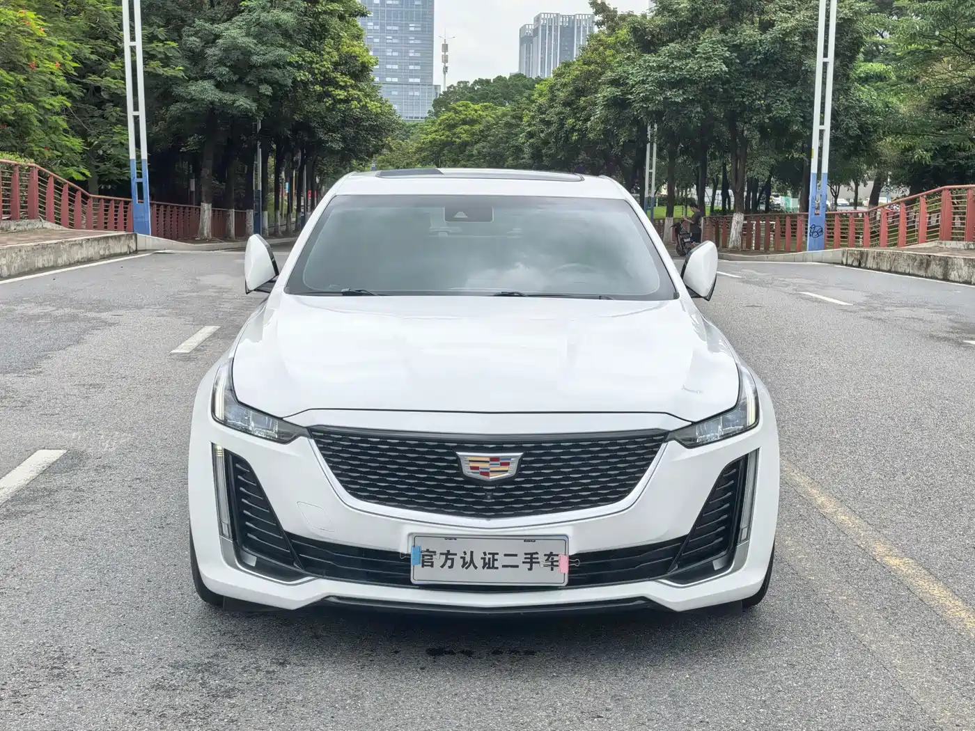 Cadillac CT5 2020 Facelift 28T Fashion Edition фото 2