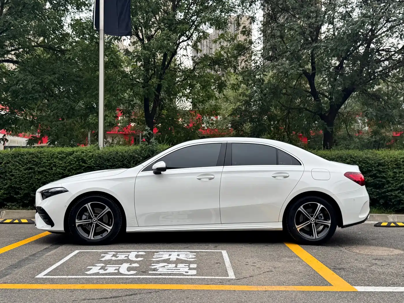 Mercedes-Benz A-Class 2026 2025 Facelift A 200 L Fashion Edition