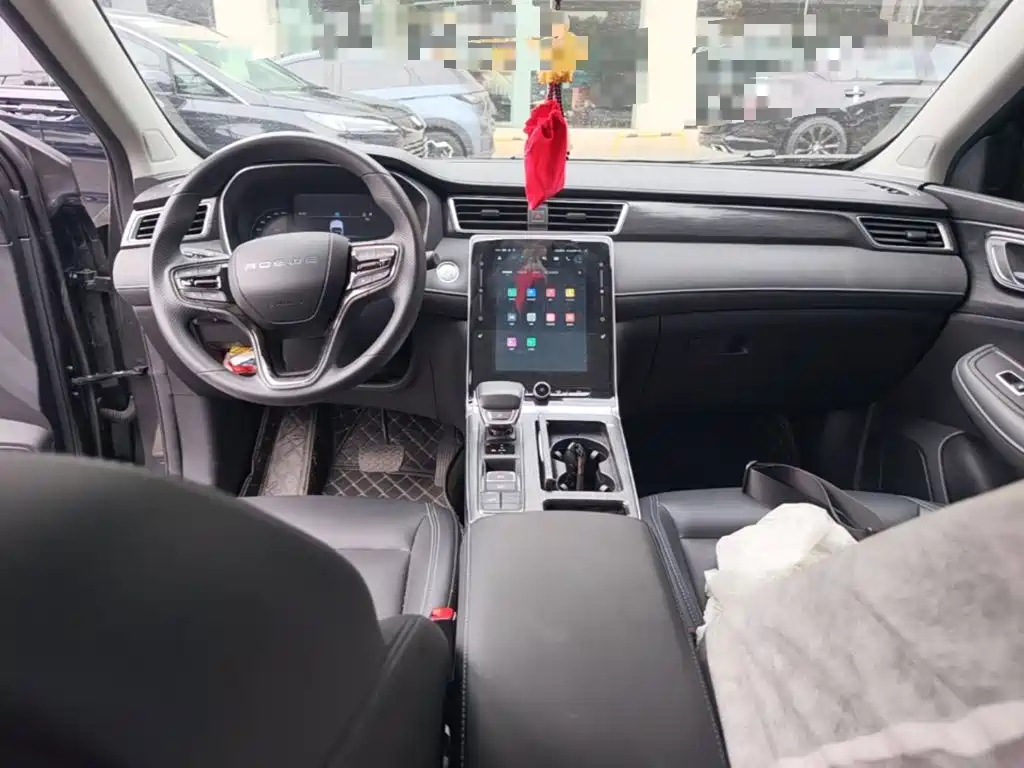 Roewe RX5 2025 2025 PLUS 330TGI Auto Trend-Setting Smart Edition