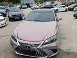 Фото 41 - Lexus ES