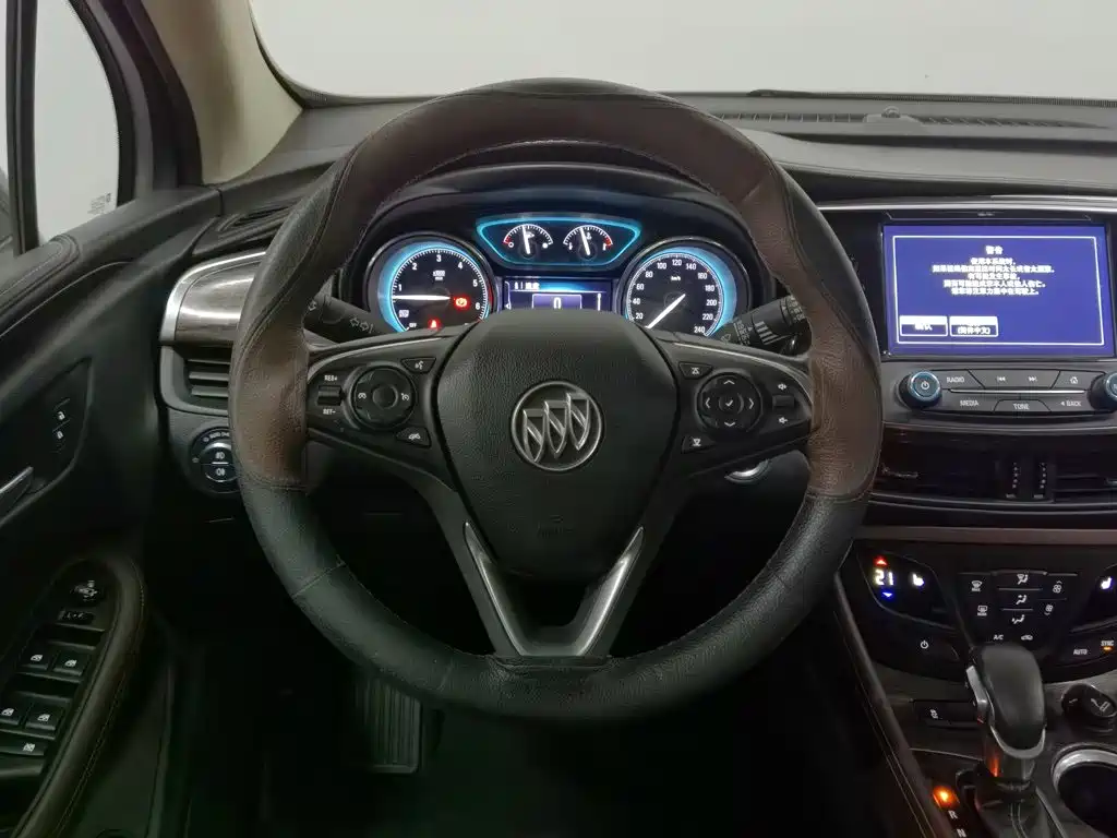 Фото 11 - Buick Envision Plus
