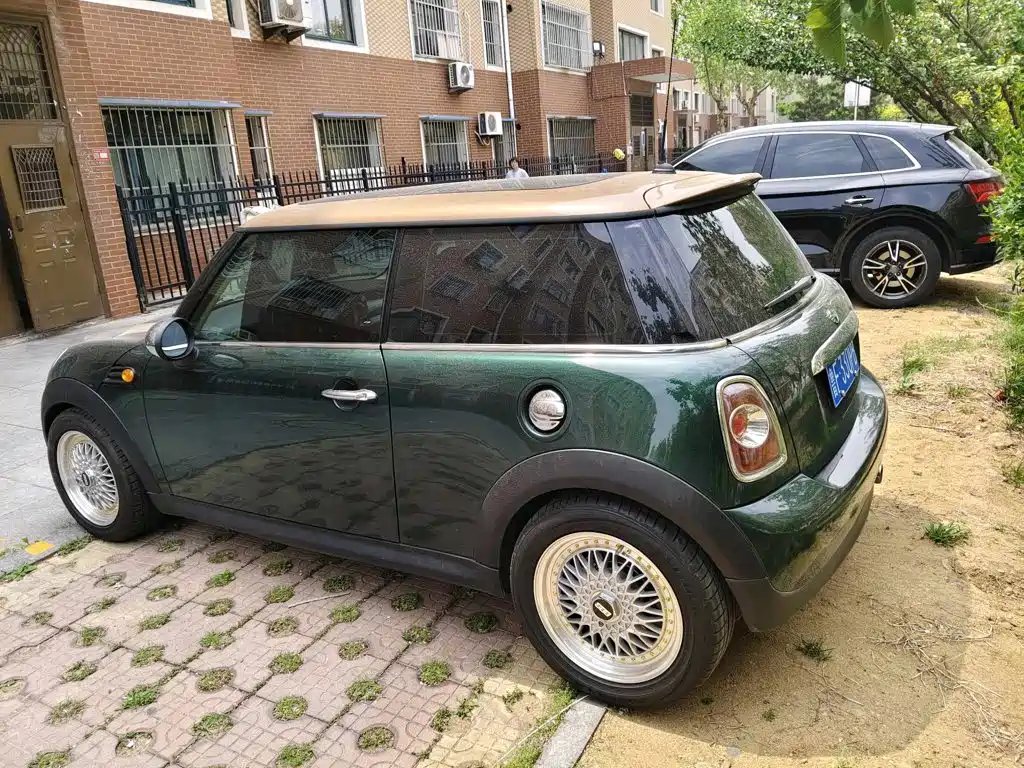 MINI MINI 2011 2011 1.6L COOPER Fun