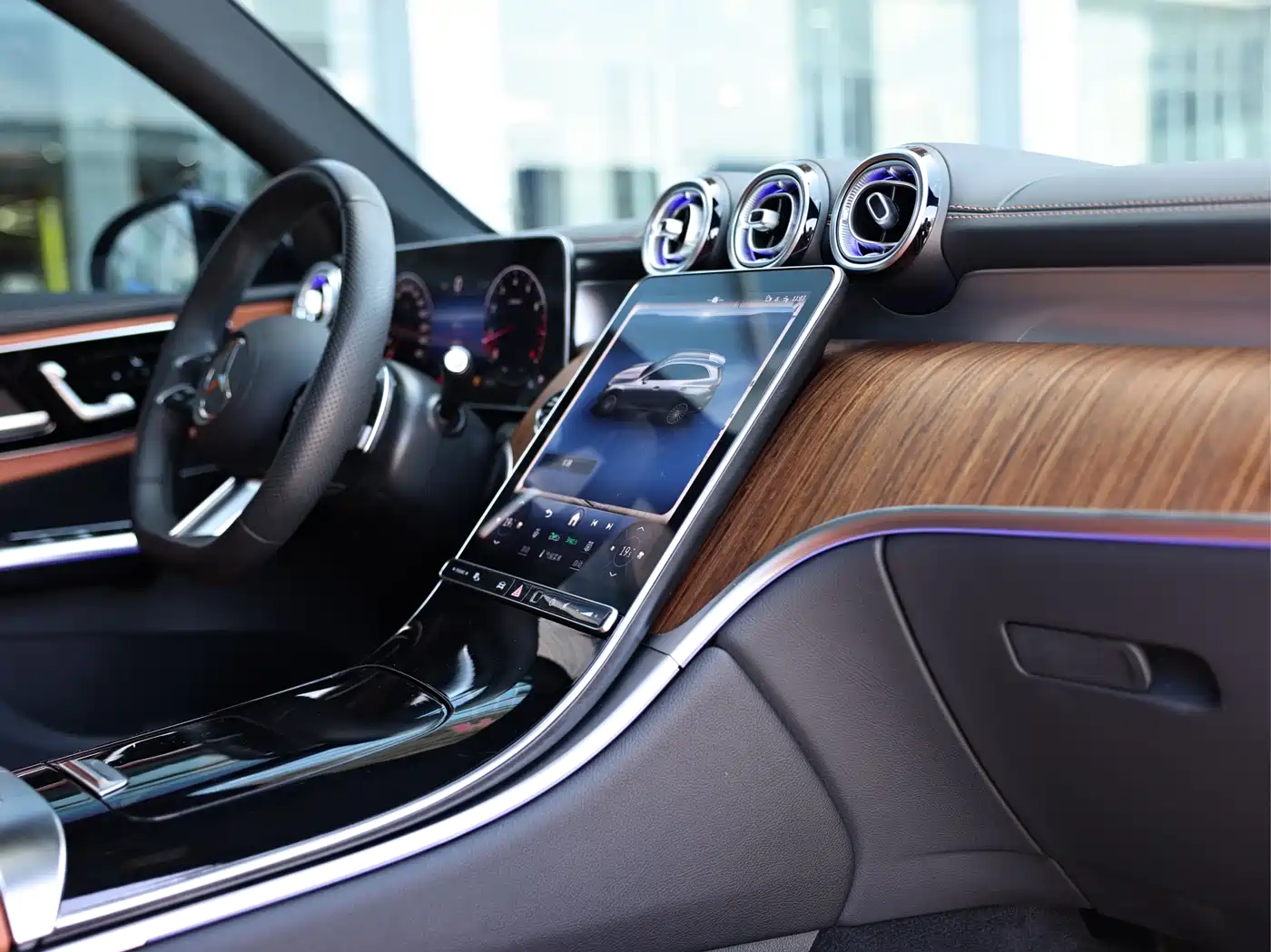Mercedes-Benz GLC 2024 GLC 300 L 4MATIC Dynamic 5-seater фото 16