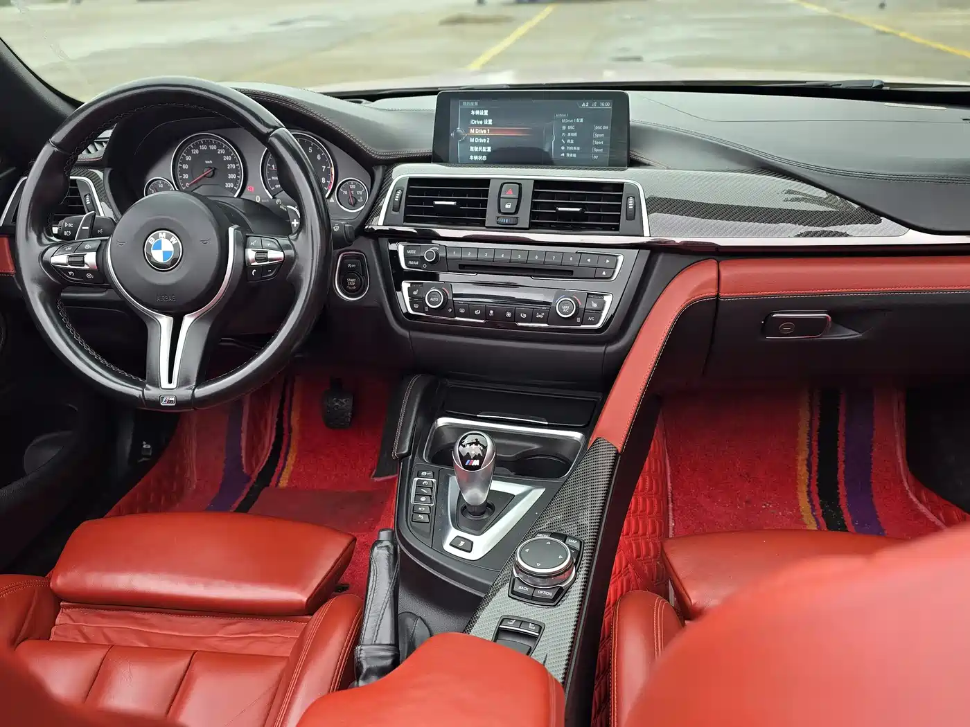 BMW M4 2014 M4 Convertible Coupe фото 8