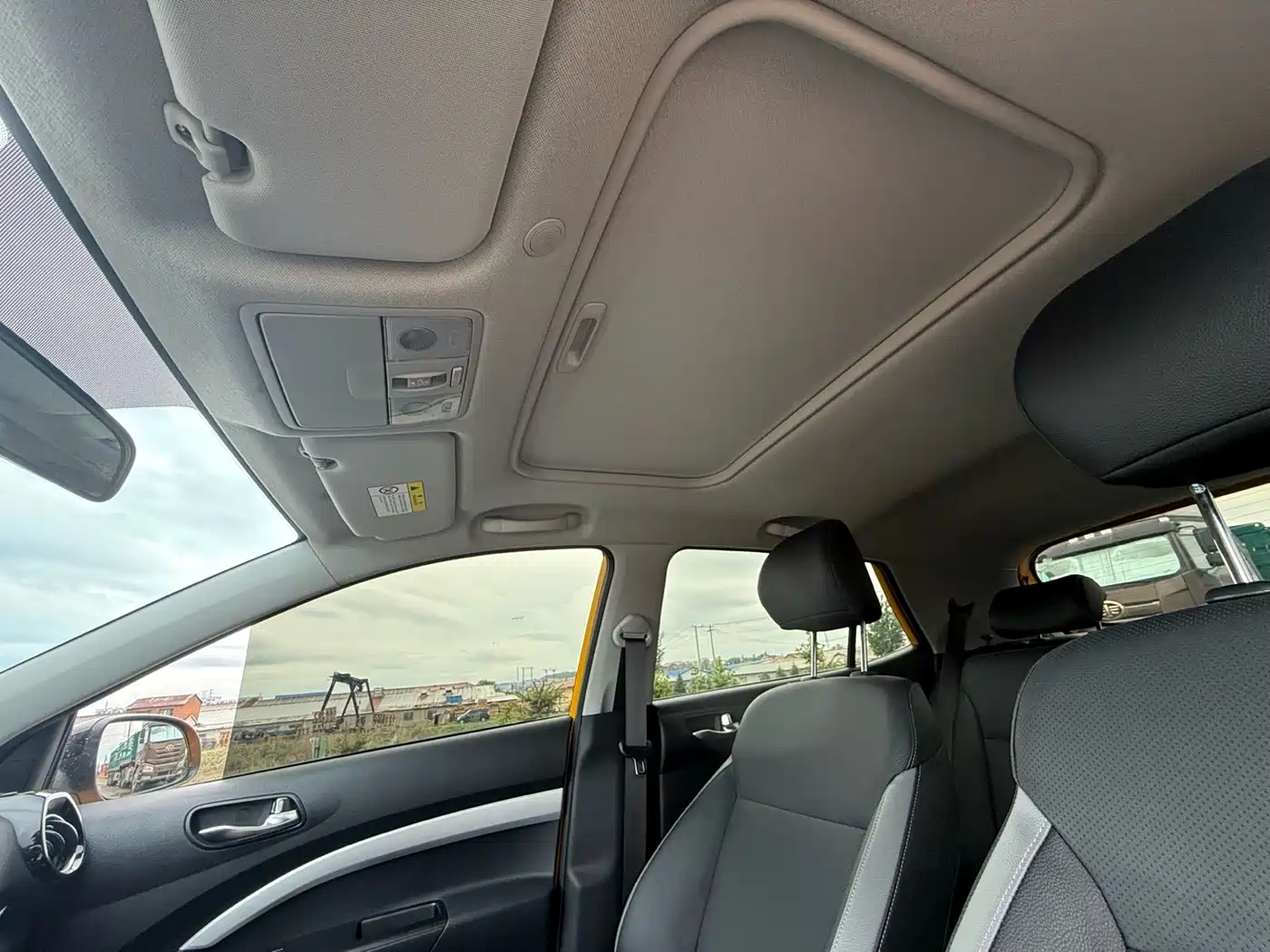 Kia KX1 2021 1.4L CVT Sunroof Version фото 12