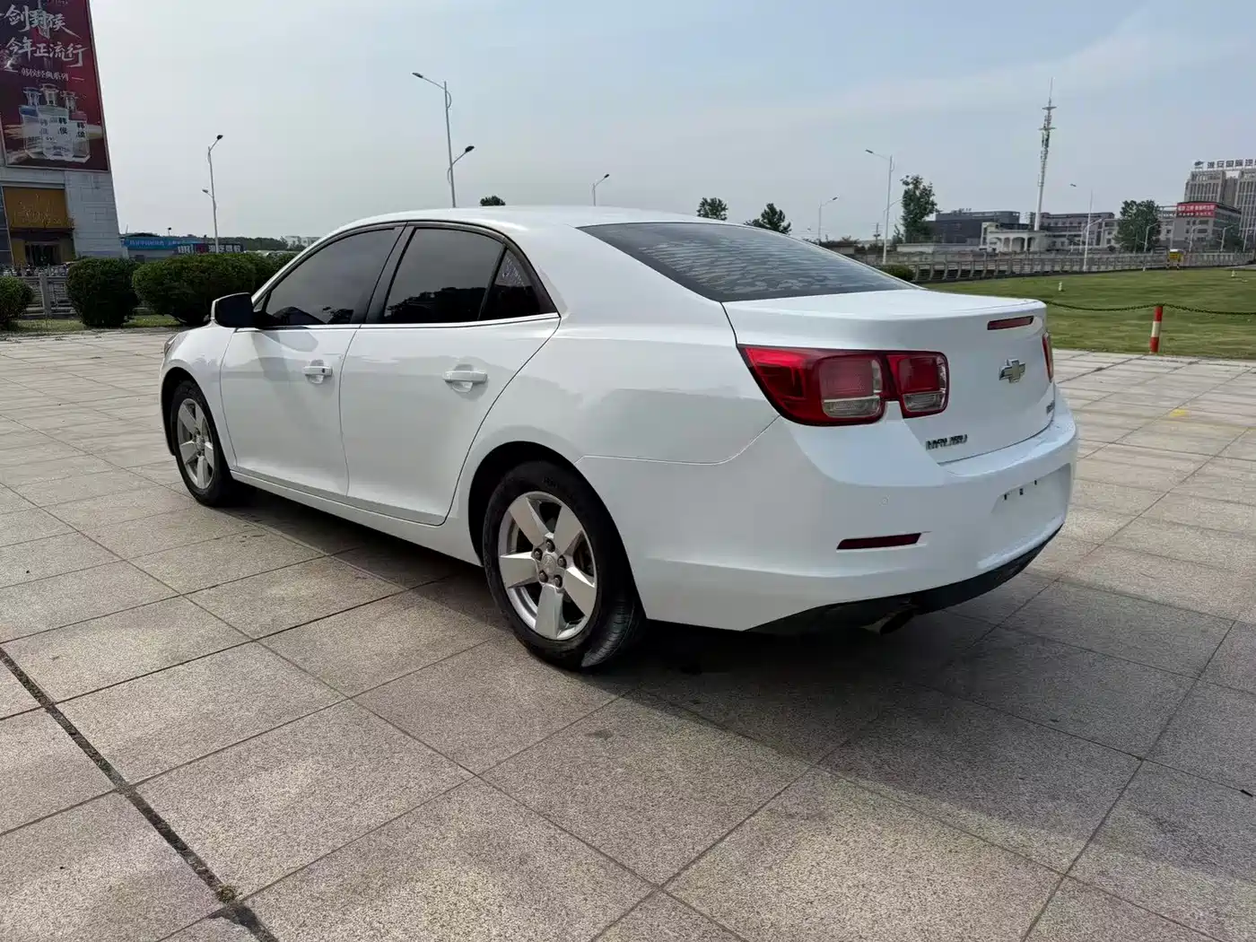 Chevrolet Malibu 2012 2.0L Automatic Comfort Edition фото 9