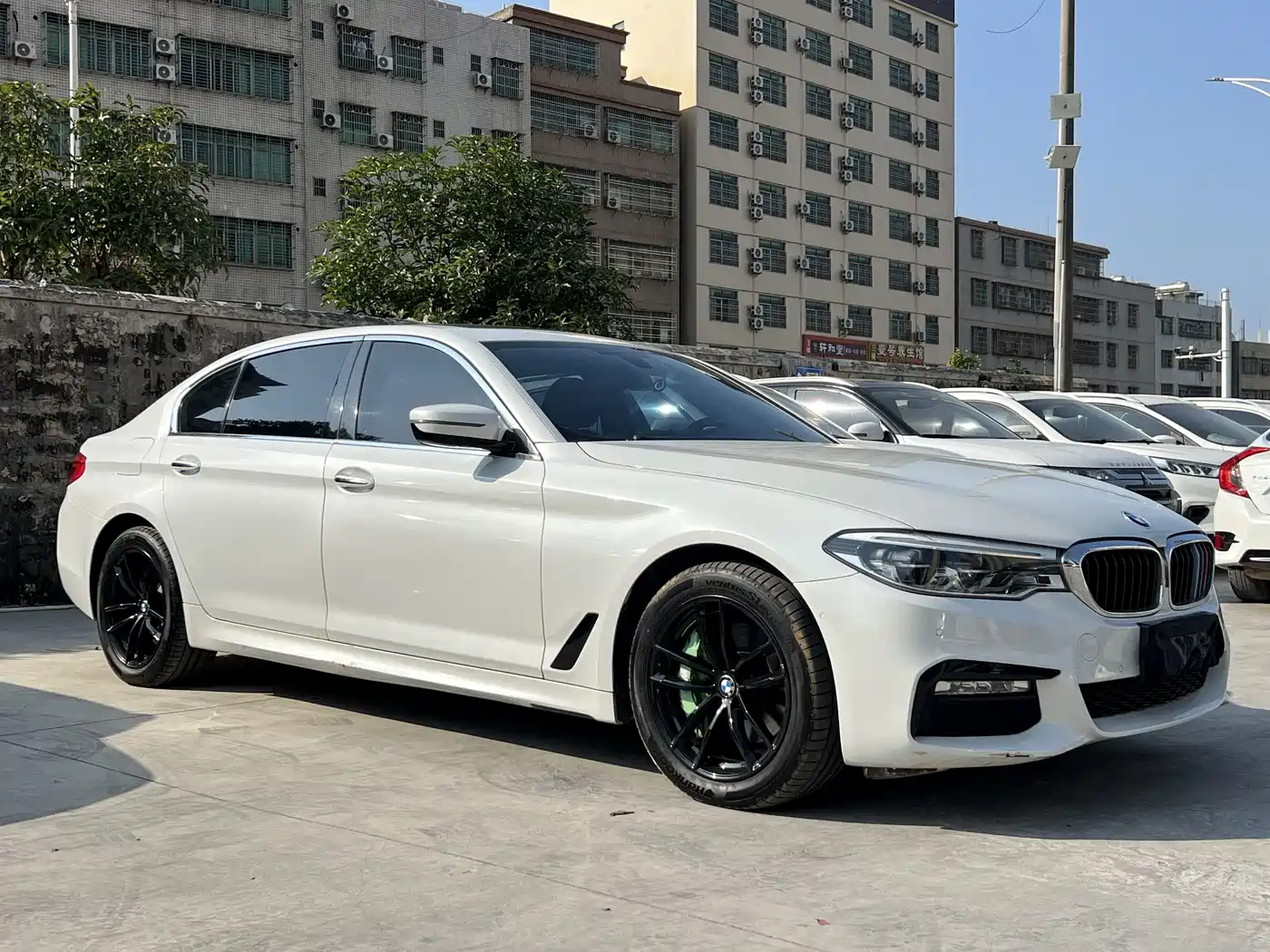 BMW 5 Series 2018 525Li M Sport Package фото 12