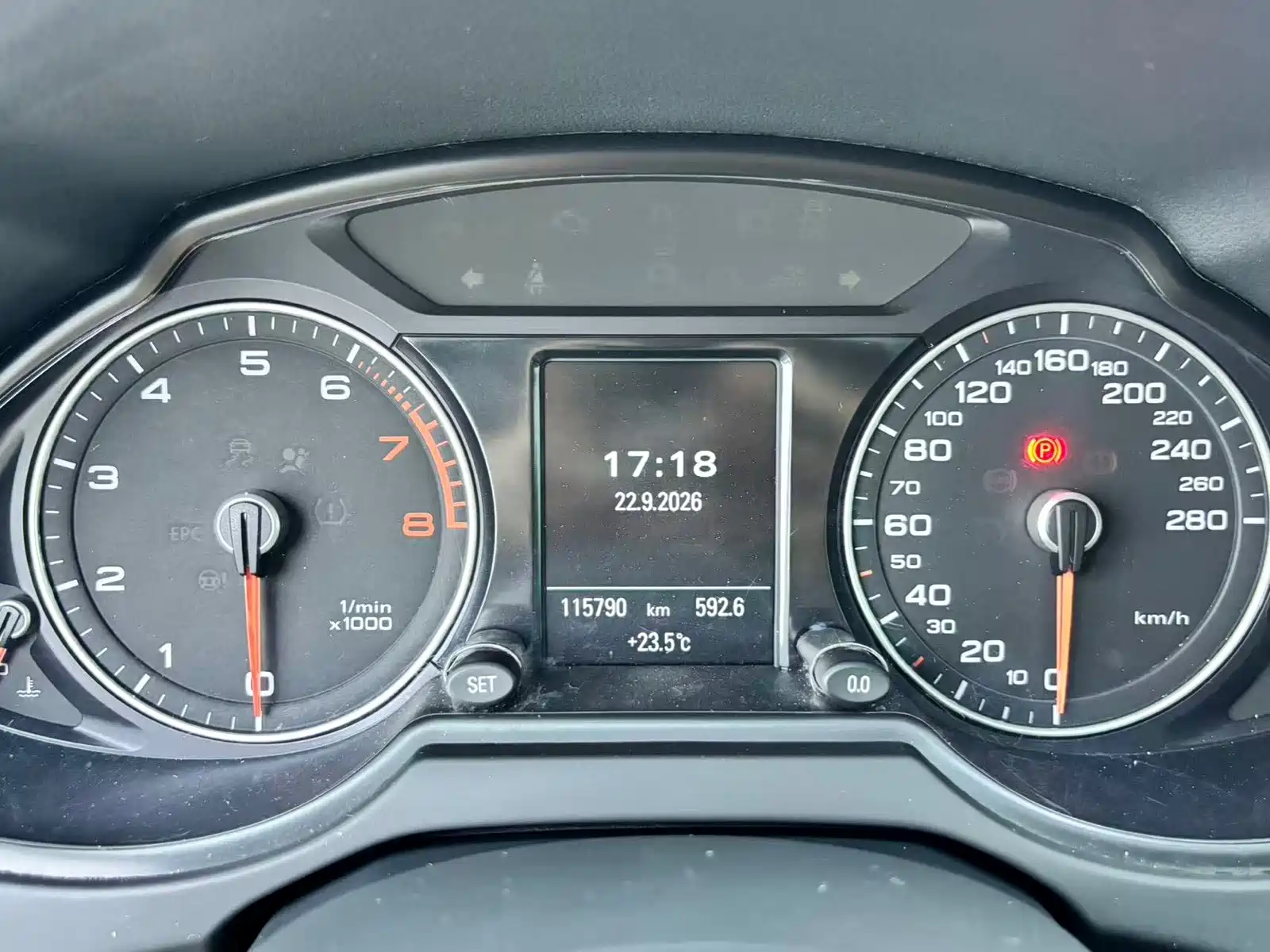 Фото 10 - Audi Q5