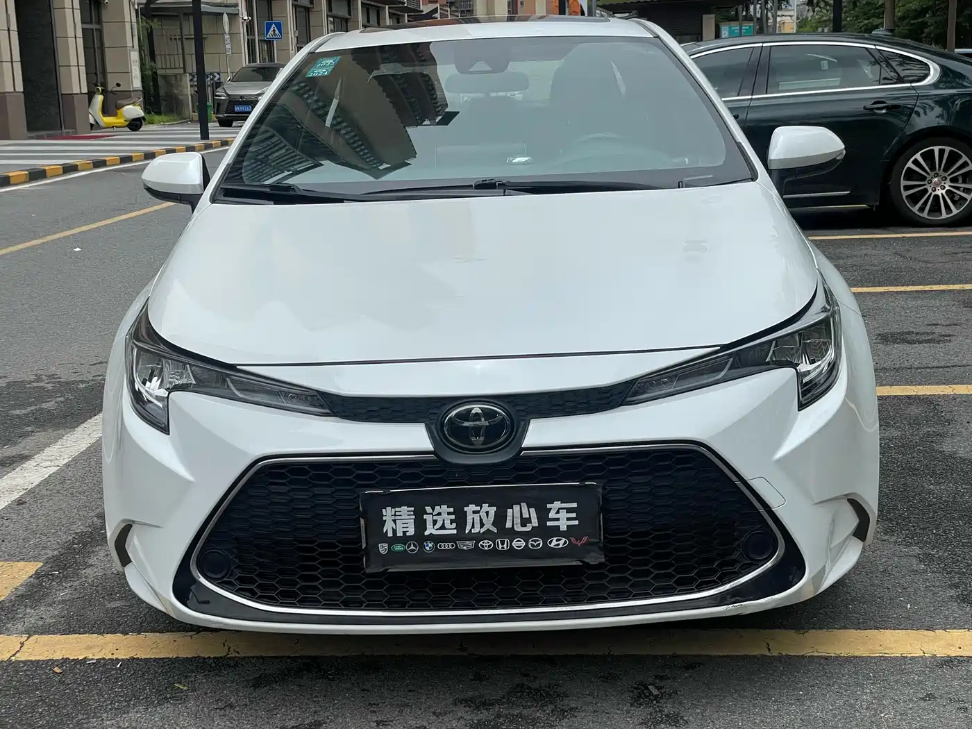 Toyota Levin 2021 185T CVT Luxury Edition фото 2