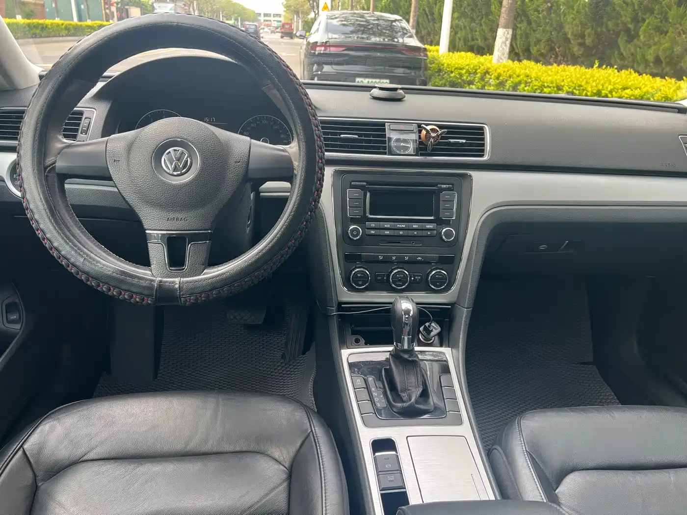 Volkswagen Passat 2011 1.8TSI DSG Honor Edition фото 9
