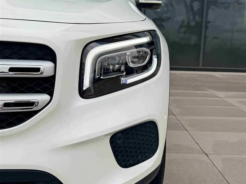 Mercedes-Benz GLB 2023 GLB 220 Dynamic фото 19