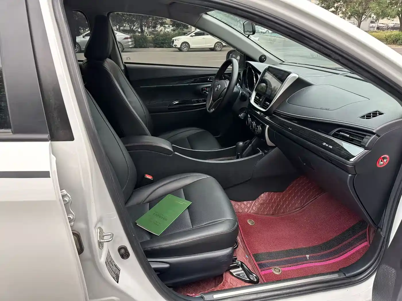 Toyota YARiS L Zhi Xuan 2020 1.5L CVT Luxury Edition фото 17